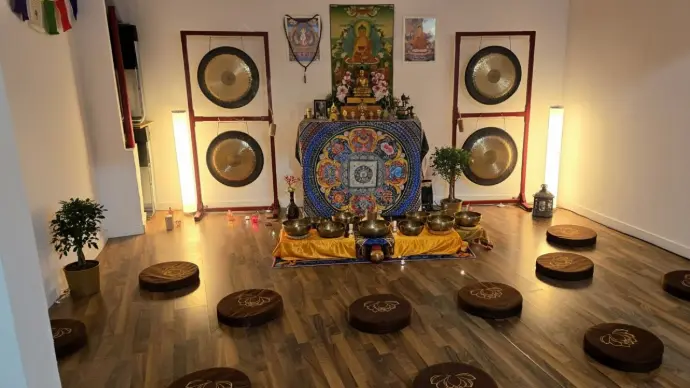 Clases de meditación y mindfulness en grupo en la Escuela Sendero del Alma en Alhaurín de la Torre Málaga Clases de meditación y mindfulness en grupo en la Escuela Sendero del Alma en Alhaurín de la Torre Málaga