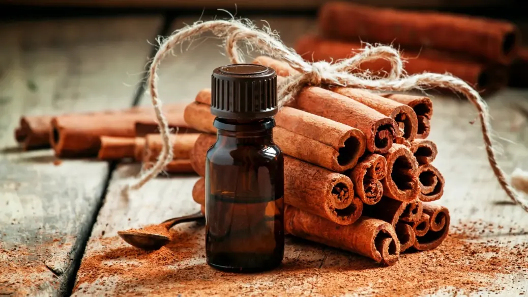 Ritual con aceites esenciales para atraer prosperidad y energía positiva